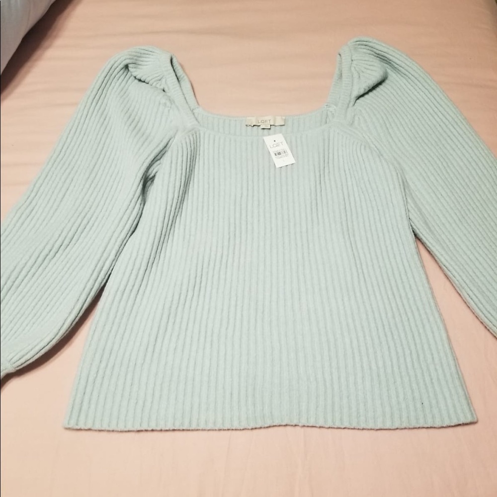 Loft L Shirt sweater